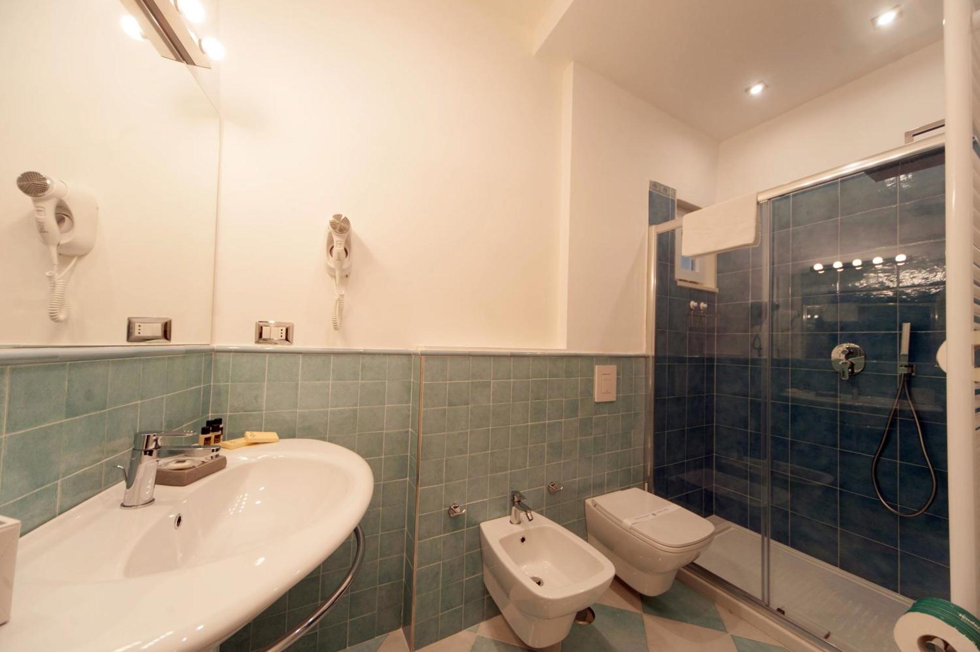 La Cattedrale Dai Tetti Bed & Breakfast Trani Dış mekan fotoğraf