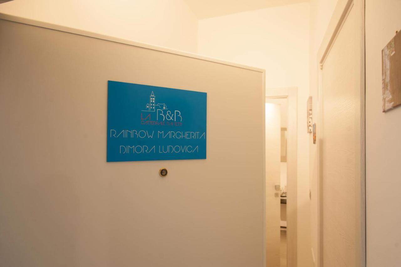 La Cattedrale Dai Tetti Bed & Breakfast Trani Dış mekan fotoğraf